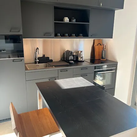 Schicke Neue Ferienwohnung, 게스트하우스 메펜